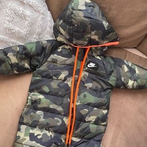 Baby clothes